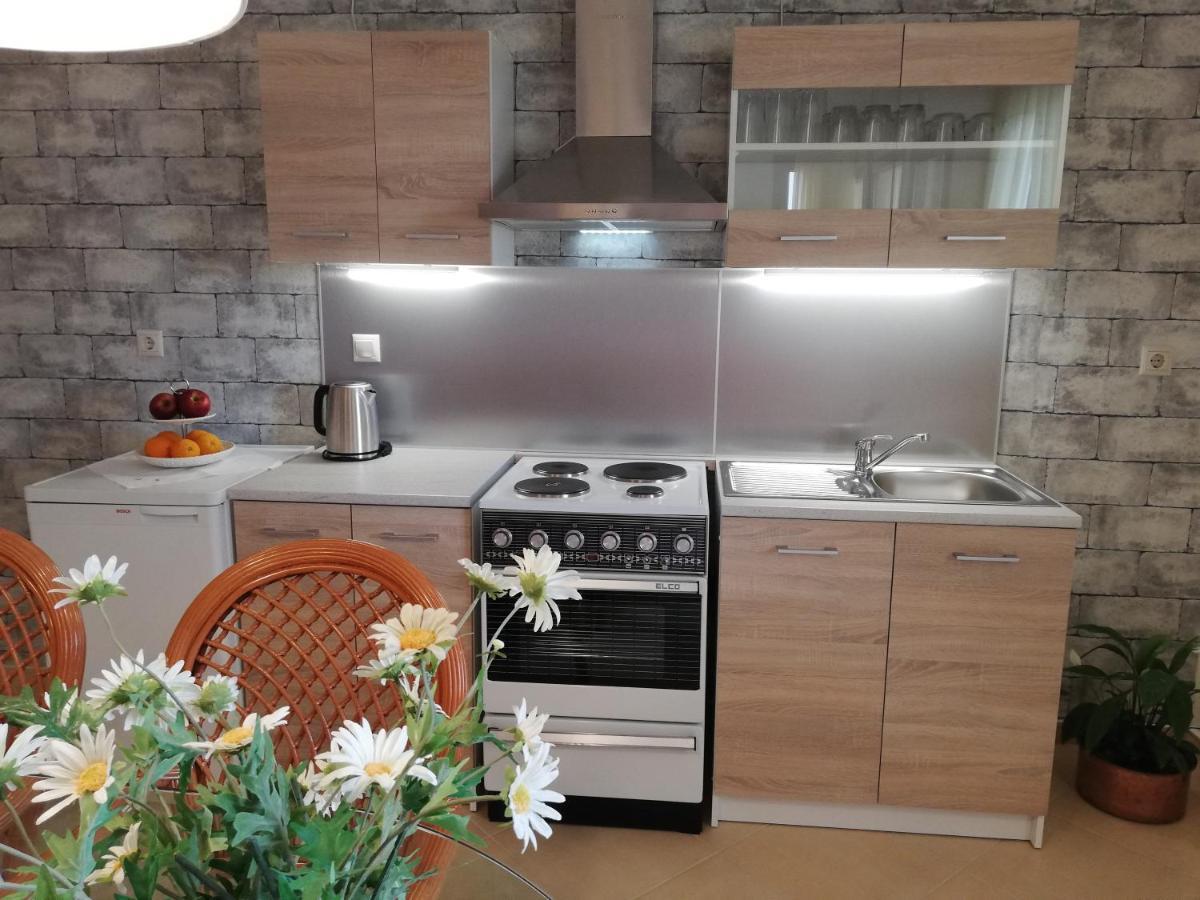 House With View In Amfithea Apartment Ioannina Ngoại thất bức ảnh